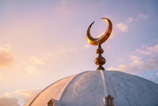 Bronze Islamic Crescent on White Dome