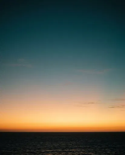 Golden Hour Ocean Horizon Sunset Gradient