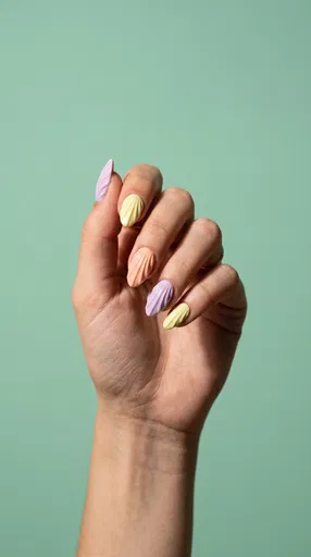 Pastel Seashell Textured Almond Manicure