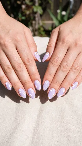Hands With Pastel Lavender Daisy Nail Art