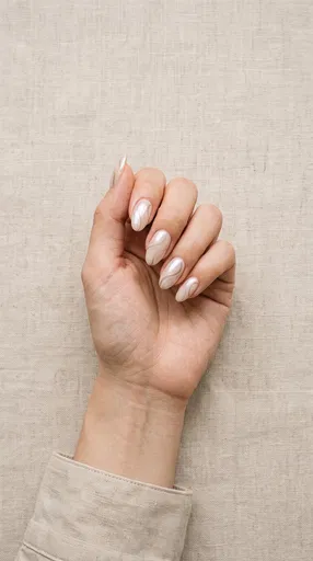 Neutral Swirl Almond Manicure on Linen