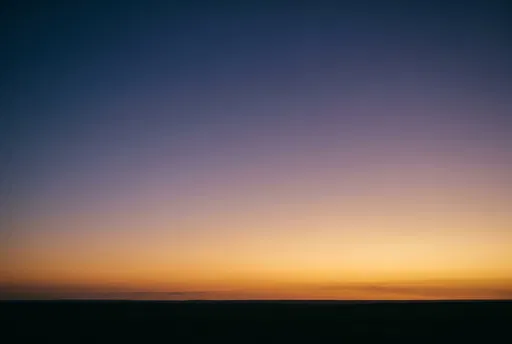 Minimalist Dusk Sky Gradient Over Horizon