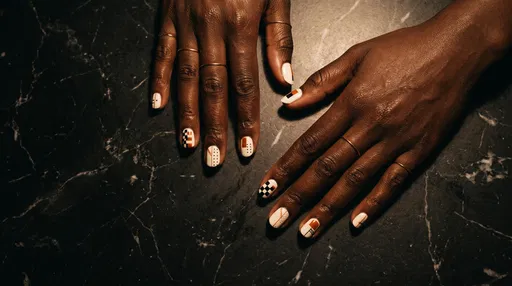 Minimalist Geometric Nail Art on Dark Marble